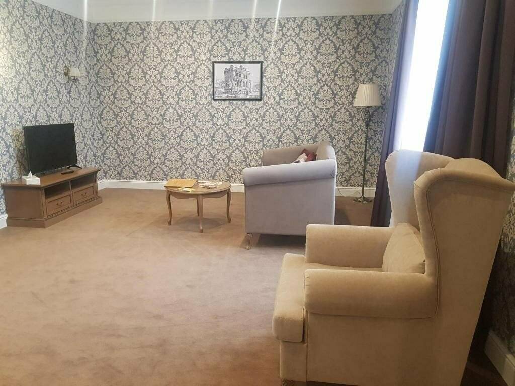 Фотографии номера Люкс с двухспальной кроватью №9 в Гостинице Особняк Военного Министра Санкт-Петербург