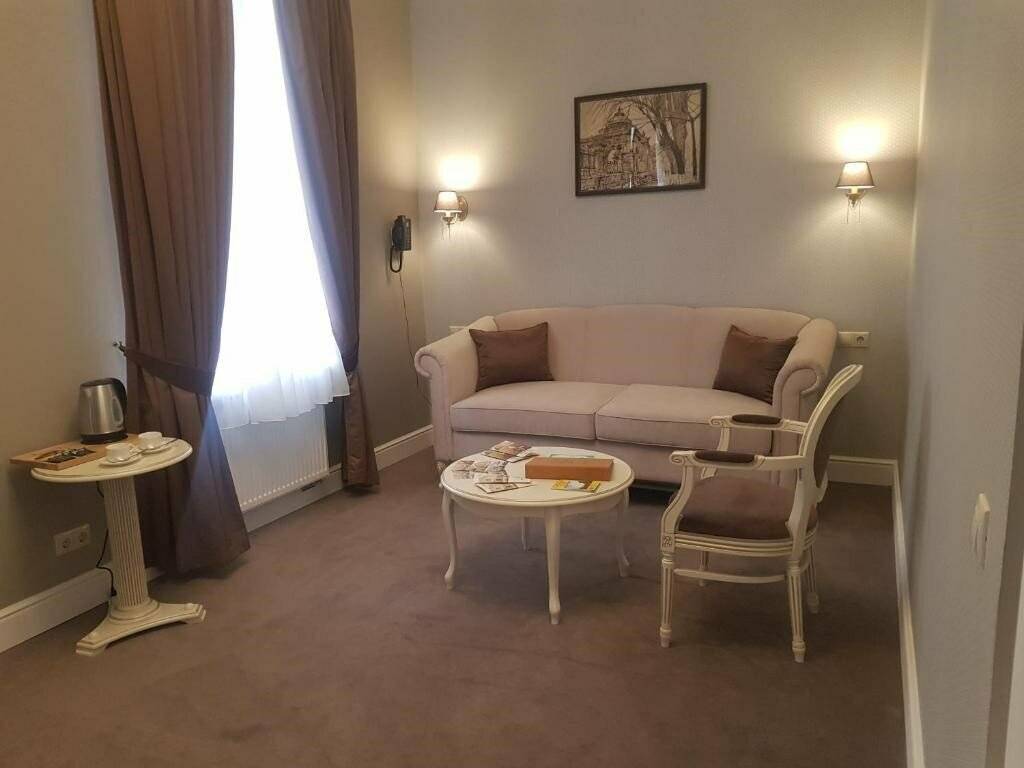 Фотографии номера Двухуровневый Люкс с двухспальной кроватью №11 в Гостинице Особняк Военного Министра Санкт-Петербург