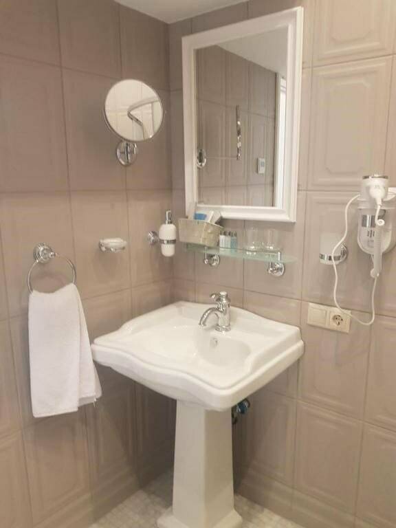 Фотографии номера Стандартный одноместный номер №10 в Гостинице Особняк Военного Министра Санкт-Петербург